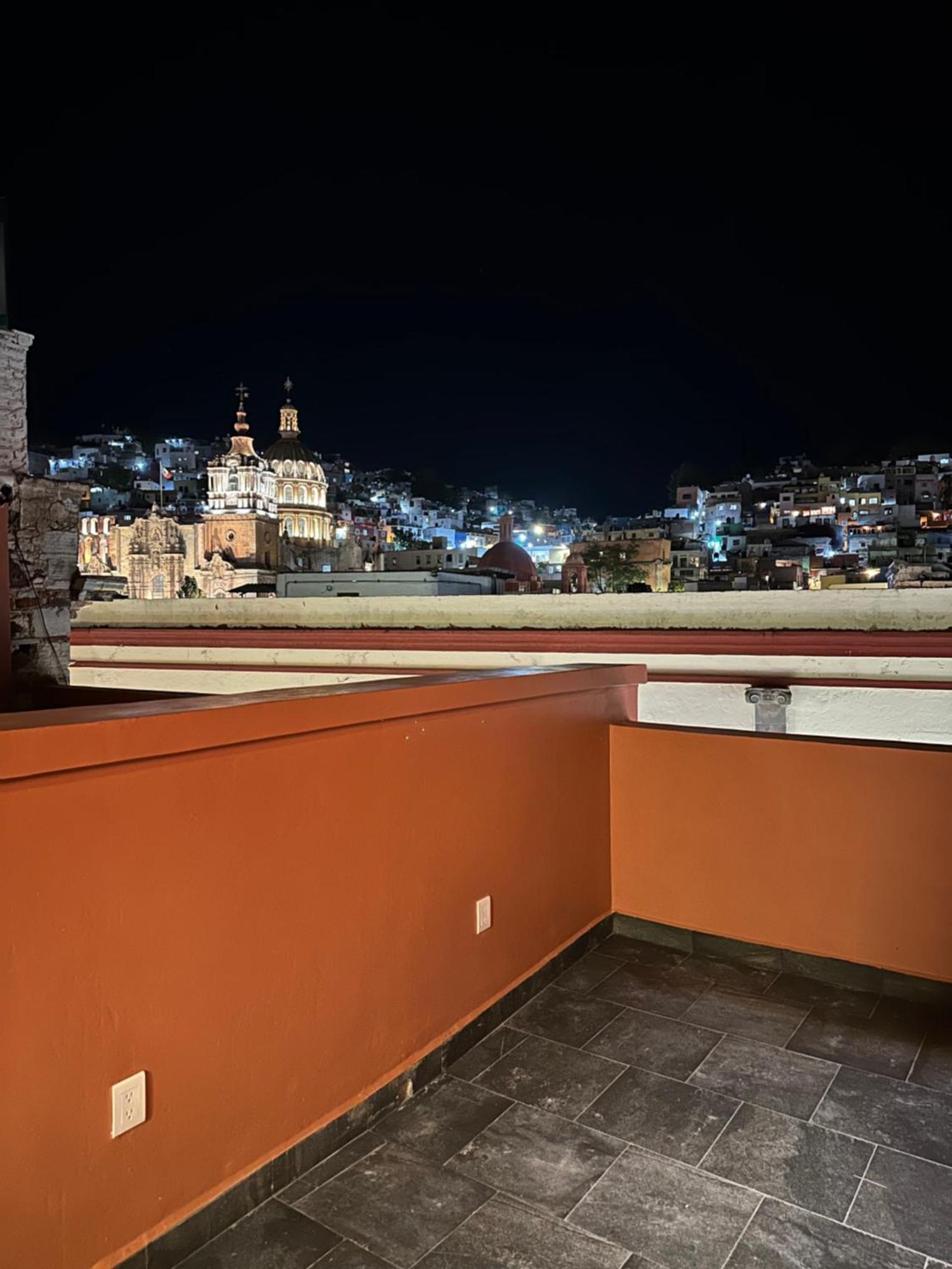 Suites Del Jardin Principal Guanajuato Luaran gambar